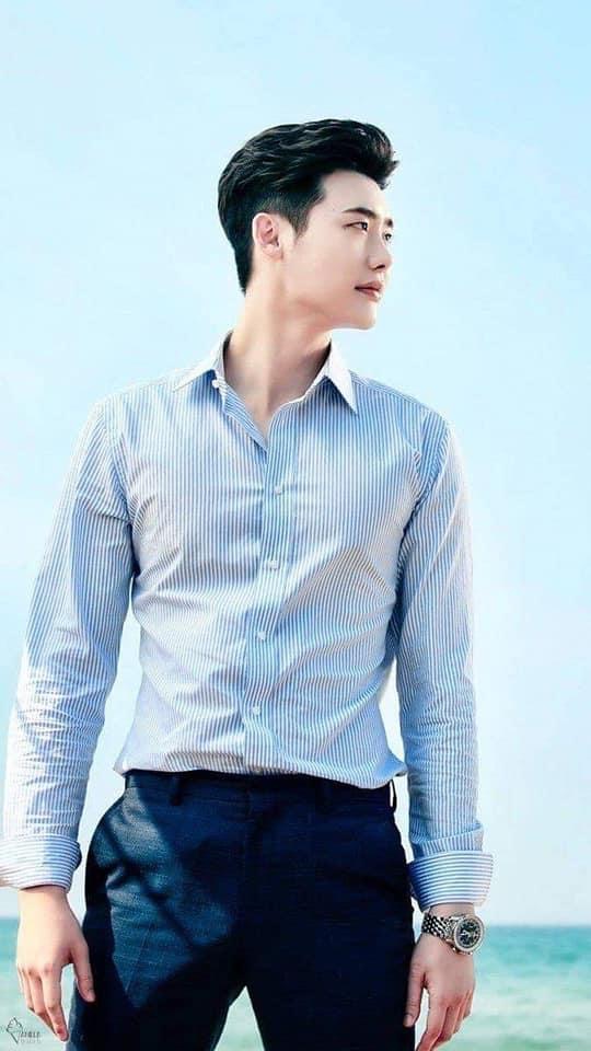 Detail Foto Lee Jong Suk Nomer 32