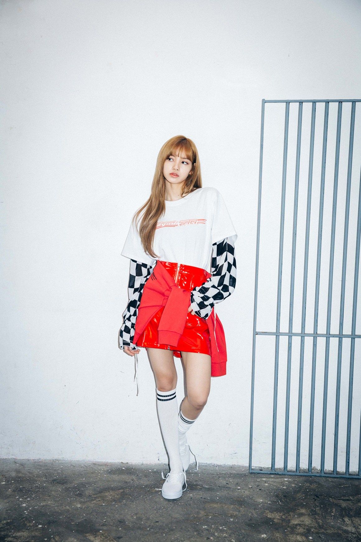 Detail Foto Lisa Blackpink Swag Nomer 7