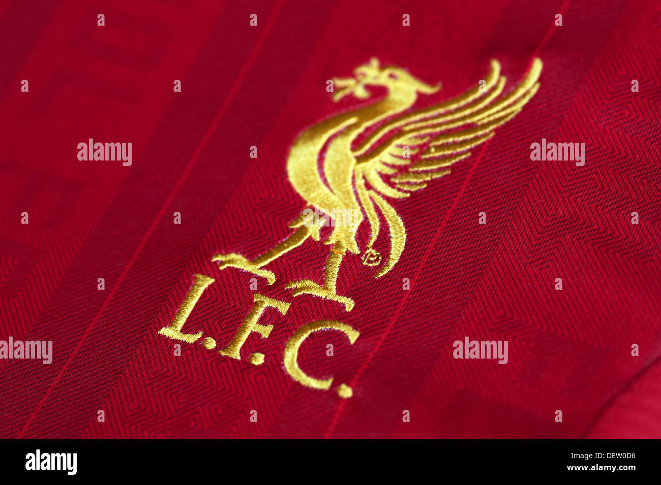 Detail Foto Logo Liverpool Nomer 34