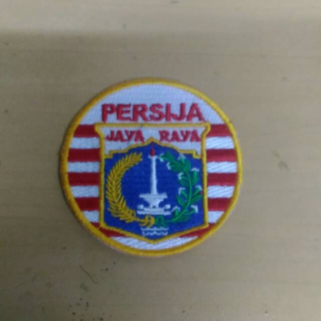Detail Foto Logo Persija Nomer 31