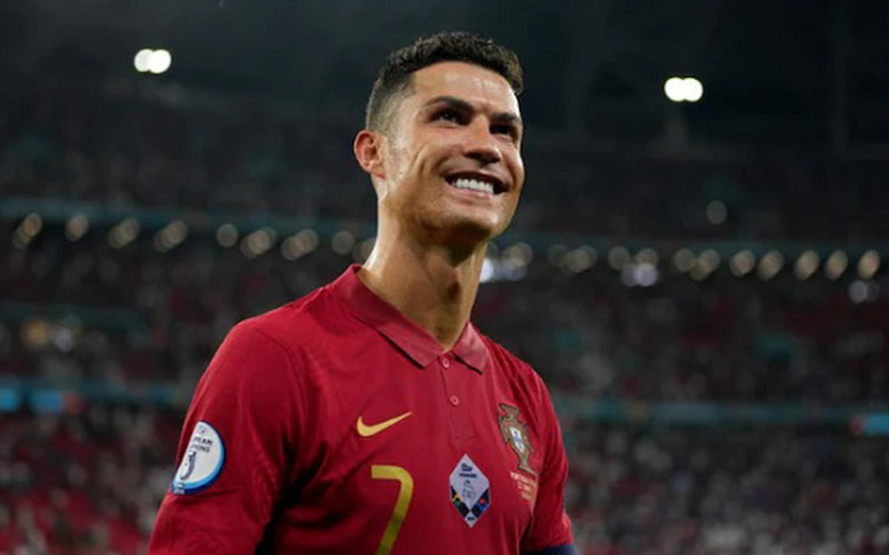 Detail Foto Lucu Cristiano Ronaldo Nomer 15