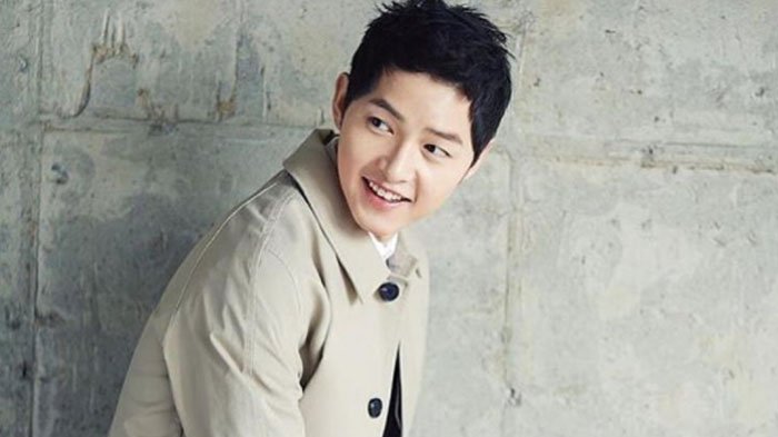 Detail Foto2 Song Joong Ki Nomer 12