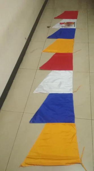 Detail Bendera 3 Warna Nomer 50