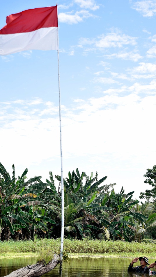 Detail Bendera Berkibar Merah Putih Nomer 42