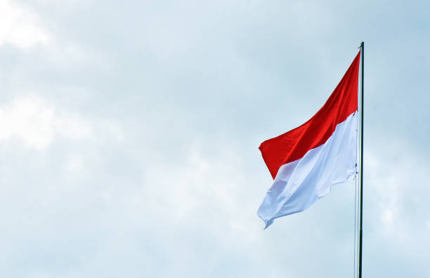 Detail Bendera Indonesia Berkibar Hd Nomer 15