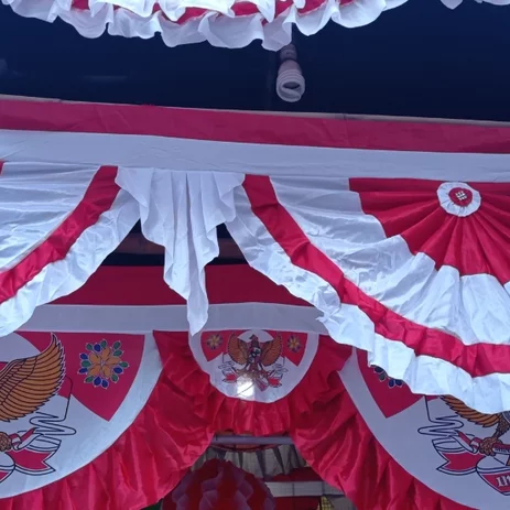 Detail Bendera Melengkung Nomer 40