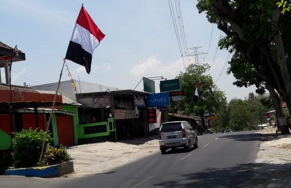 Detail Bendera Merah Putih Hitam Nomer 37