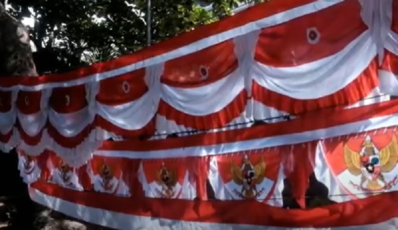 Detail Bendera Merah Putih Melengkung Nomer 36