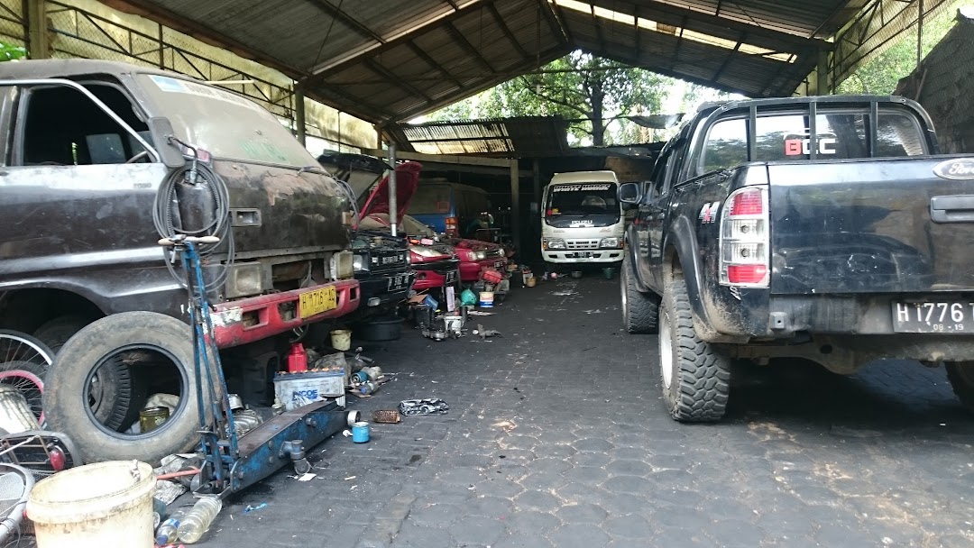 Detail Bengkel Mobil Truk Nomer 26