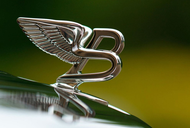 Detail Bentley Emblem Pictures Nomer 16