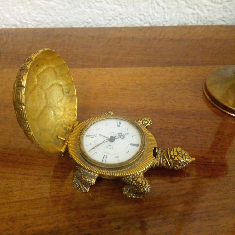 Detail Bentley Turtle Clock Nomer 35
