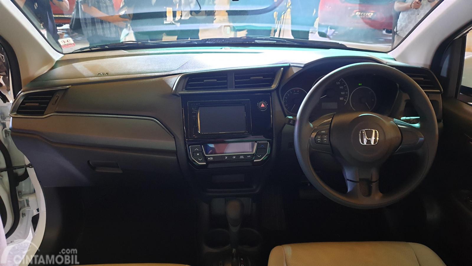 Detail Bentuk Gambar Mobil Honda Mobilio E Nomer 44