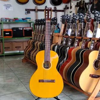 Detail Bentuk Gitar Spanyol Nomer 24