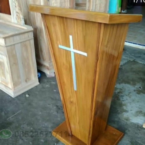 Detail Bentuk Mimbar Gereja Nomer 31