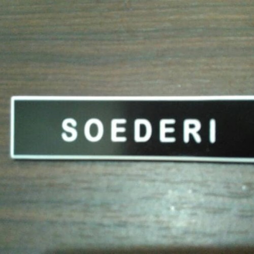 Detail Bentuk Name Tag Kreatif Nomer 31