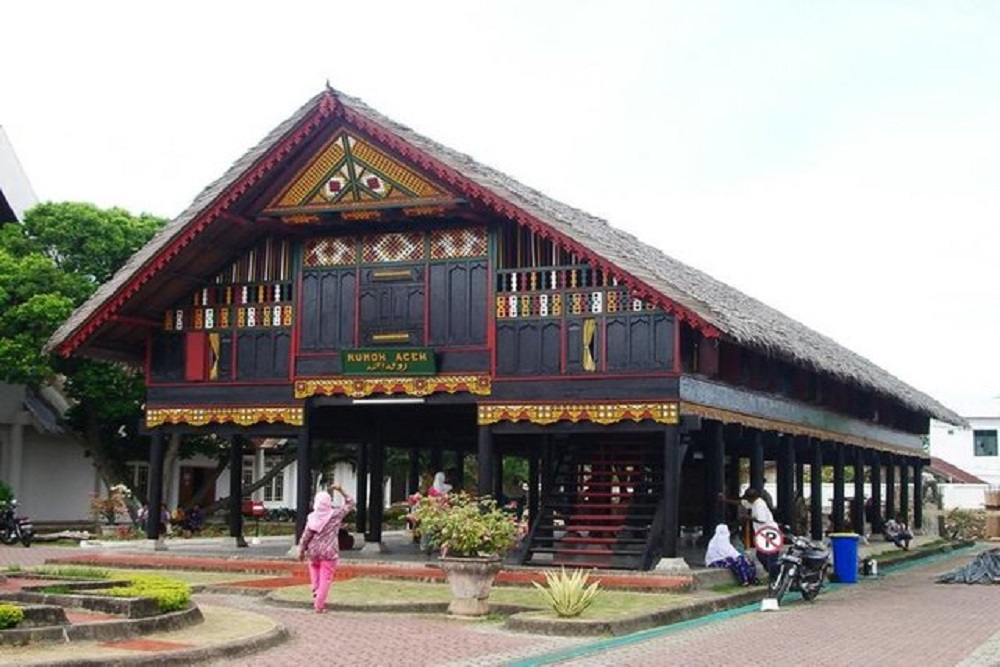 Detail Bentuk Rumah Adat Aceh Nomer 14