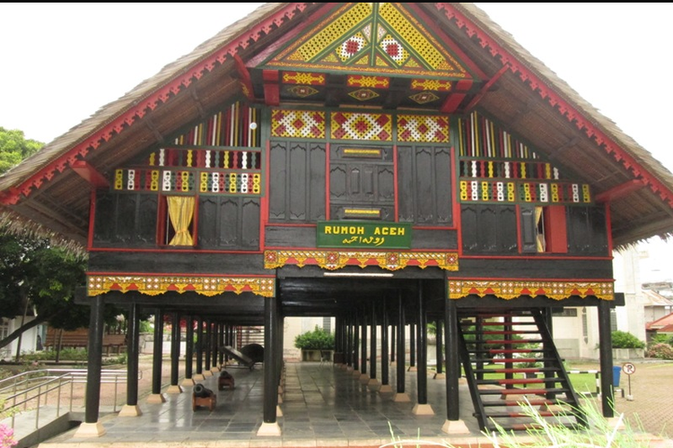 Detail Bentuk Rumah Adat Aceh Nomer 3