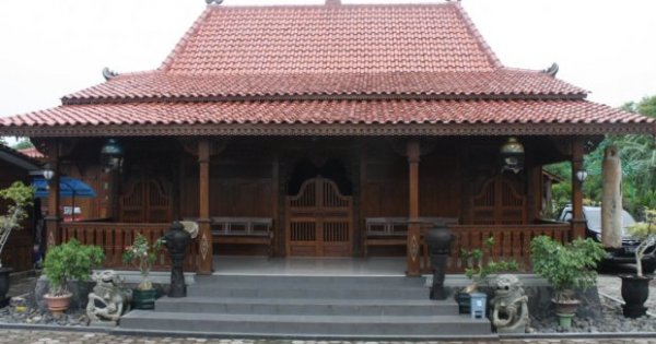 Detail Bentuk Rumah Adat Jawa Tengah Nomer 15