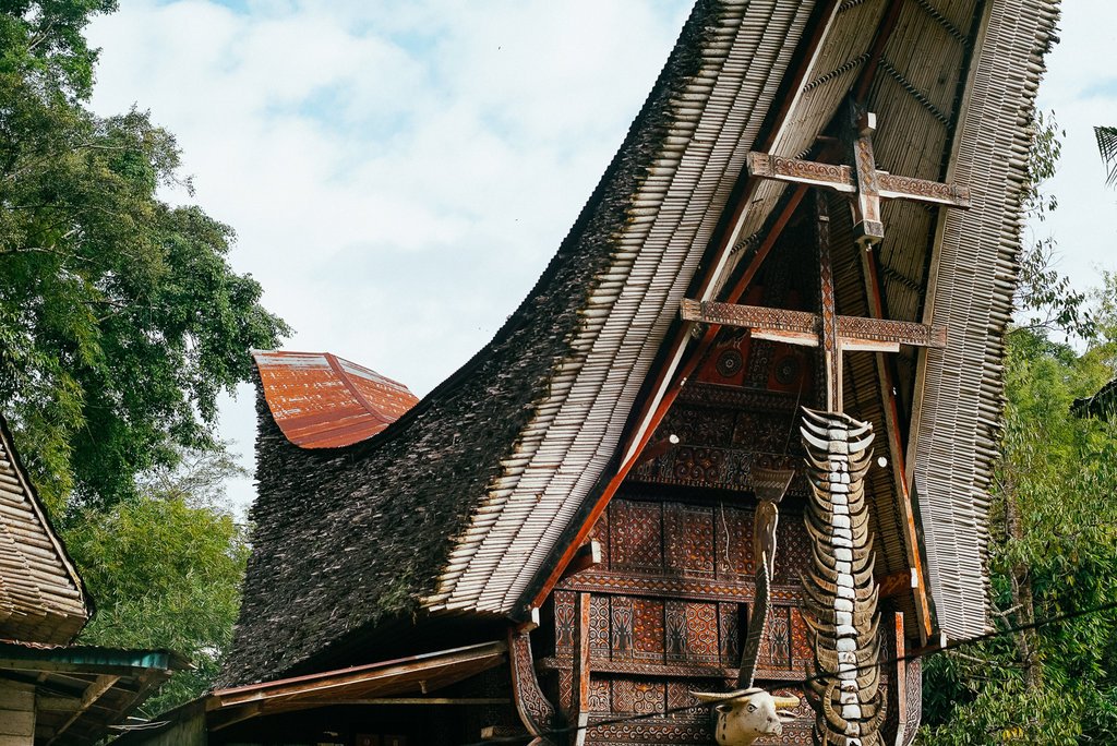 Detail Bentuk Rumah Adat Tongkonan Nomer 44