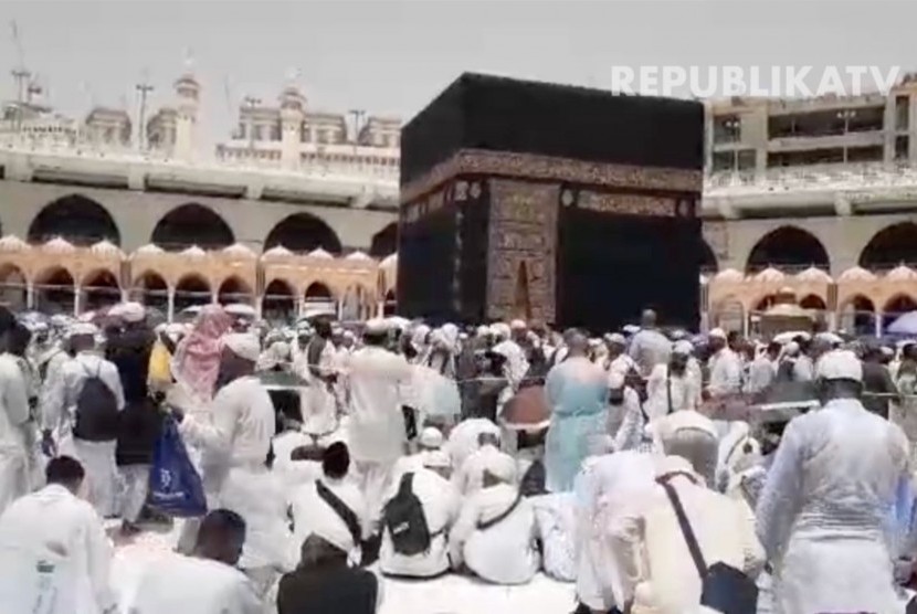 Detail Berdoa Di Depan Kabah Nomer 38