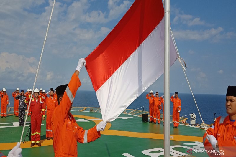 Detail Berkibar Bendera Indonesia Nomer 42