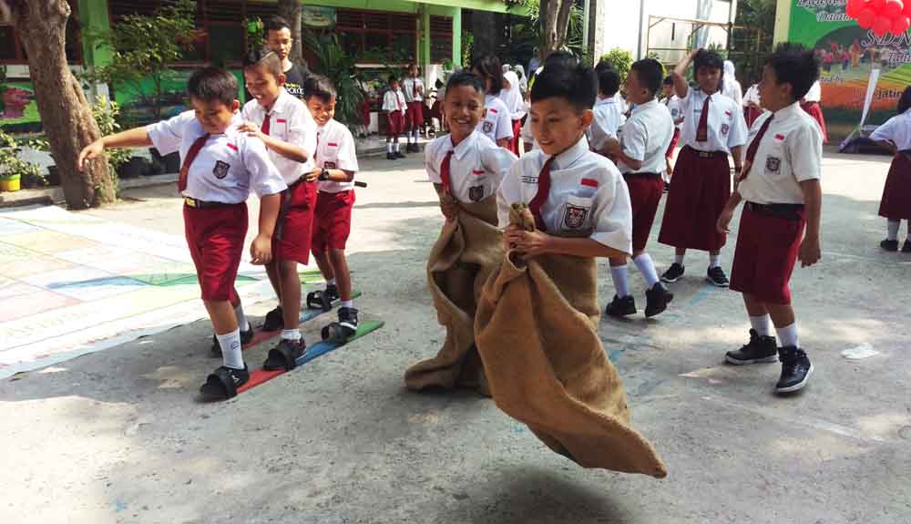 Detail Bermain Di Sekolah Nomer 24