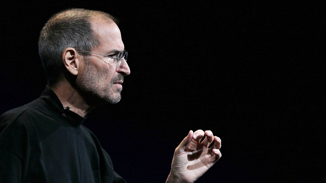 Detail A Picture Of Steve Jobs Nomer 33