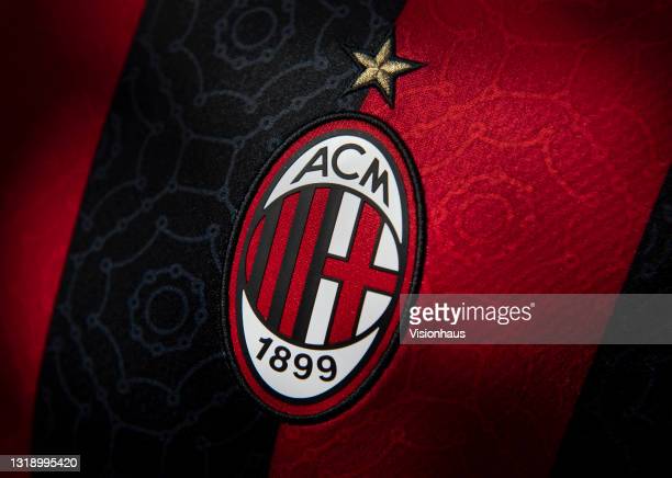 Detail Ac Milan Logo Nomer 40