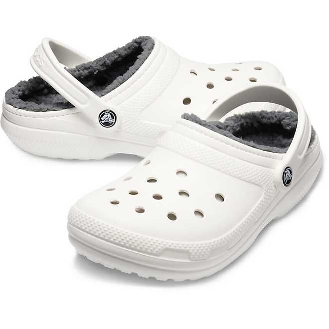 Detail Academy Crocs With Fur Nomer 5