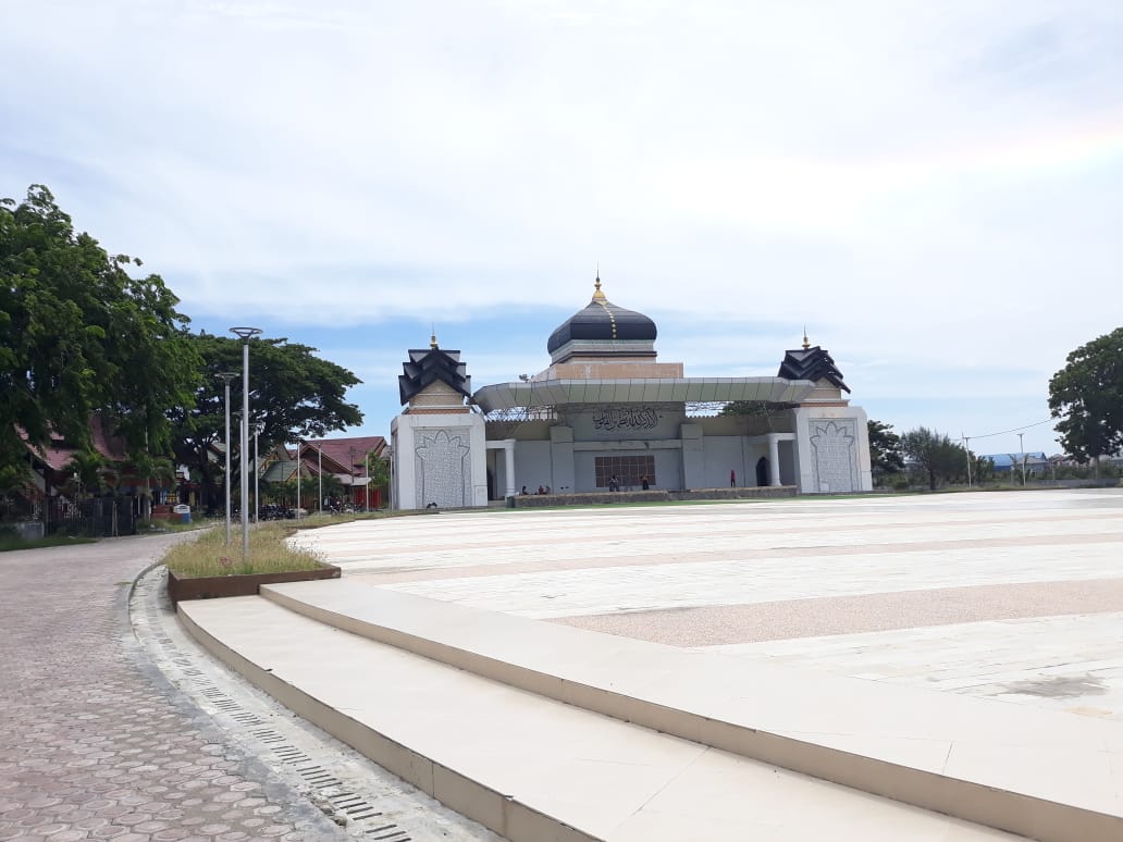 Detail Aceh Taman Sri Sulthanah Ratu Safiatuddin Gambar Foto Nomer 6