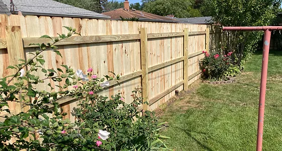 Detail Acorn Fence Construction Nomer 3