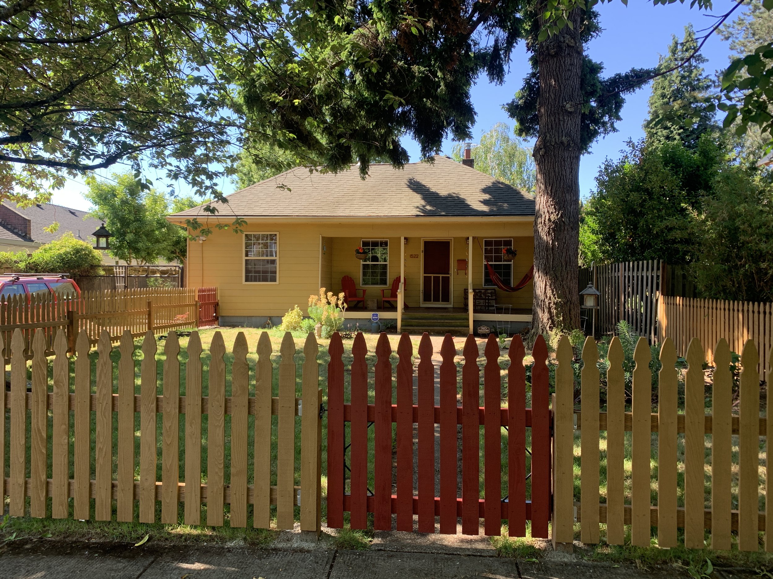 Detail Acorn Fence Construction Nomer 35