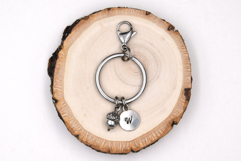 Detail Acorn Keychain Nomer 42