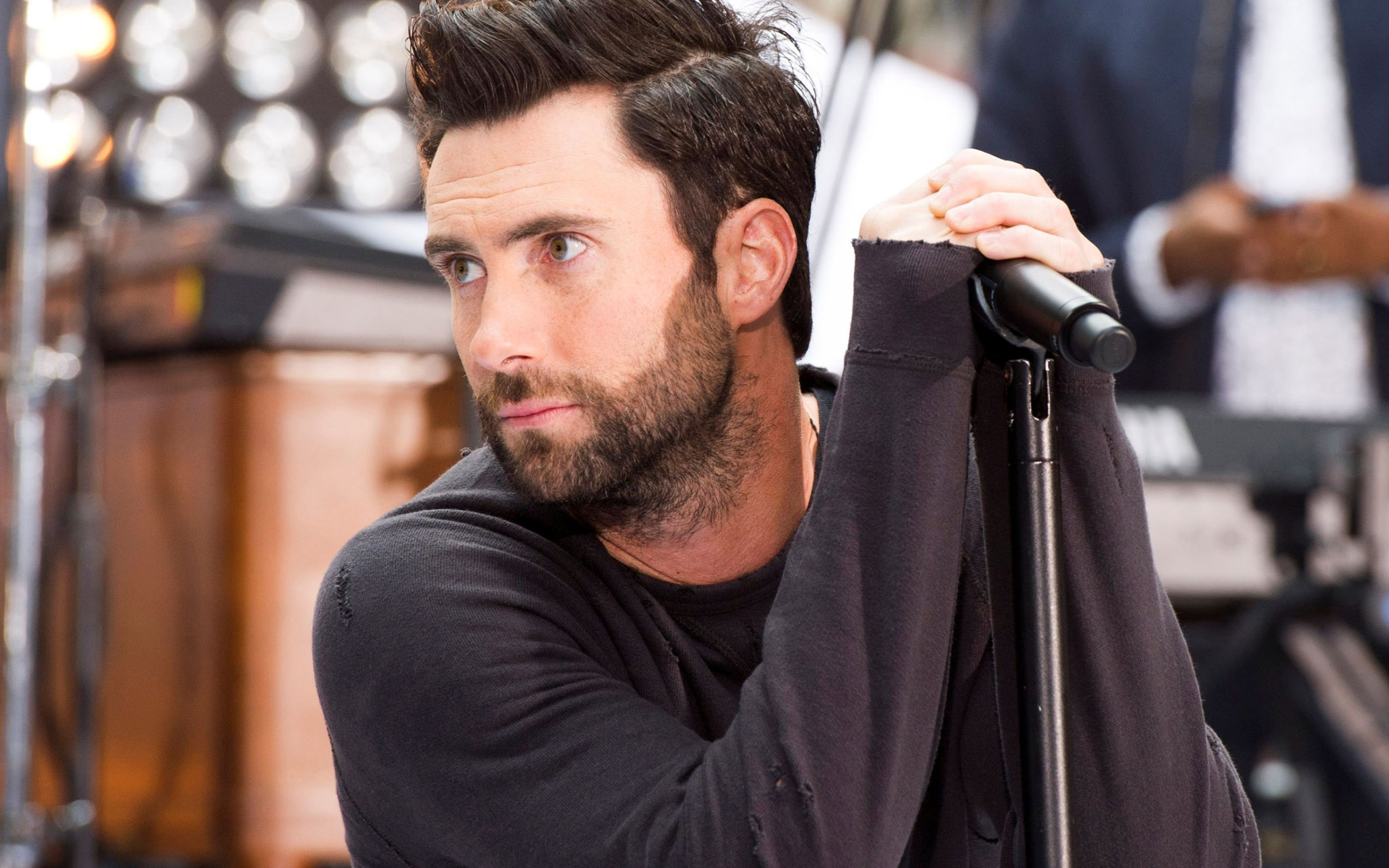 Detail Adam Levine Wallpaper Nomer 39