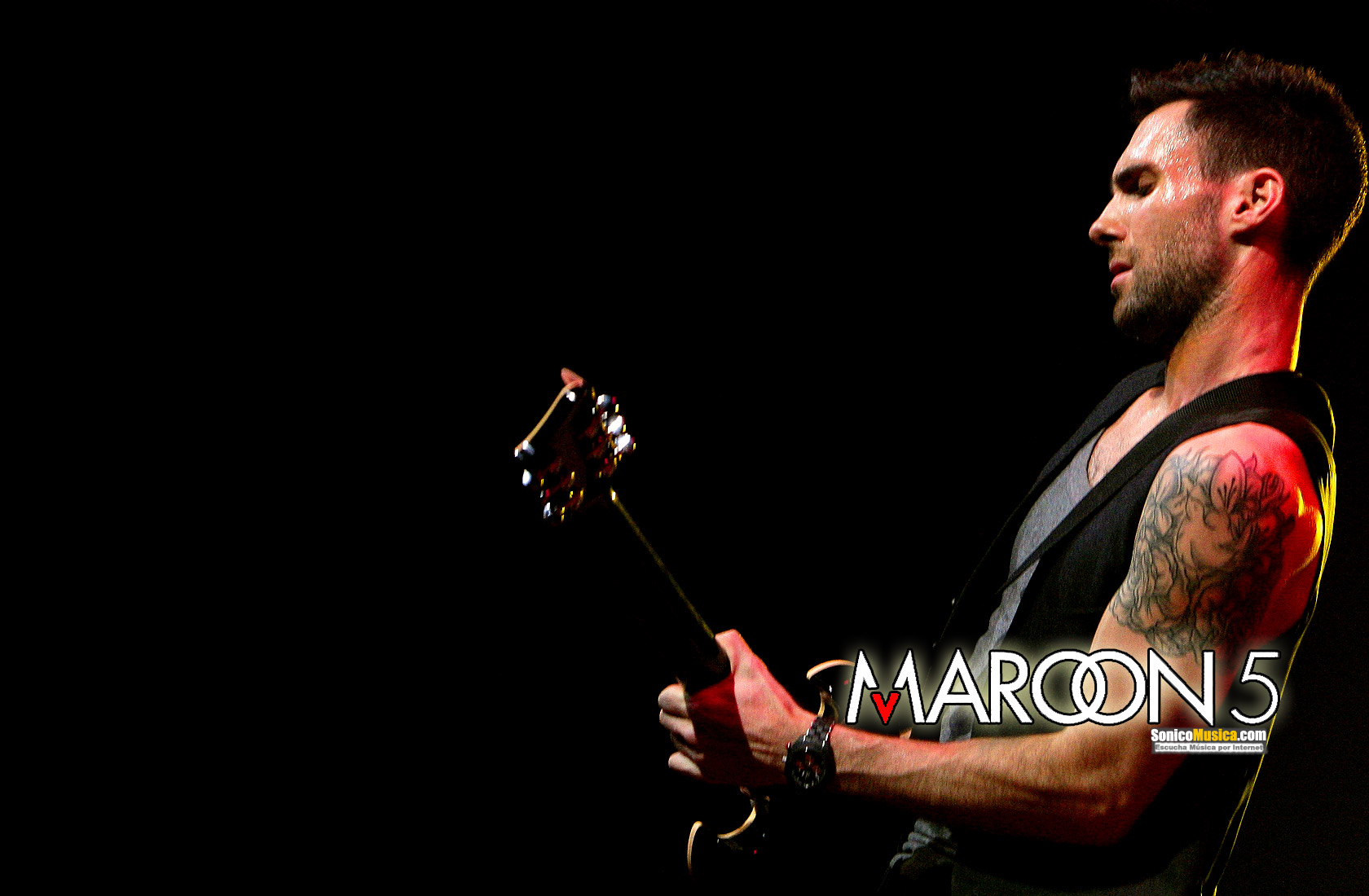 Detail Adam Levine Wallpaper Nomer 52