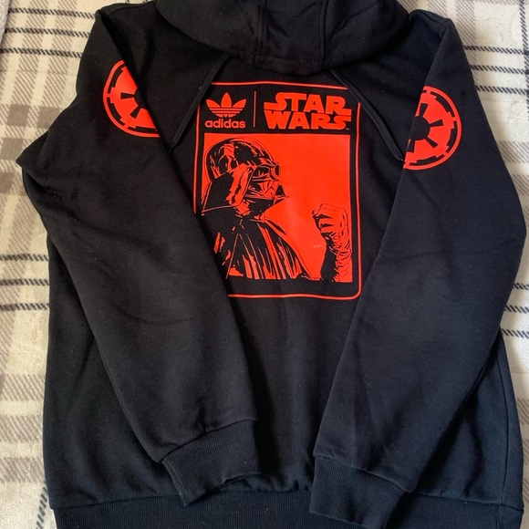 Detail Adidas Darth Vader Hoodie Nomer 6