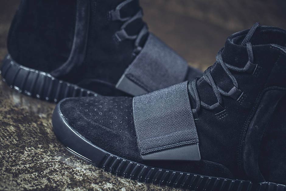 Detail Adidas Yeezy 750 Boost Nomer 36