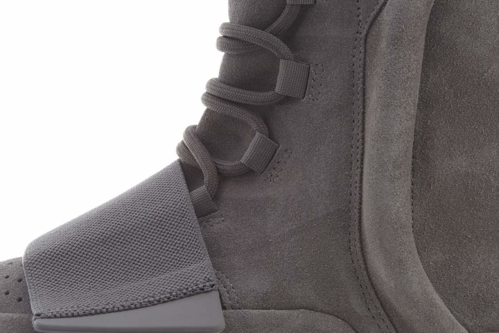 Detail Adidas Yeezy 750 Boost Nomer 47