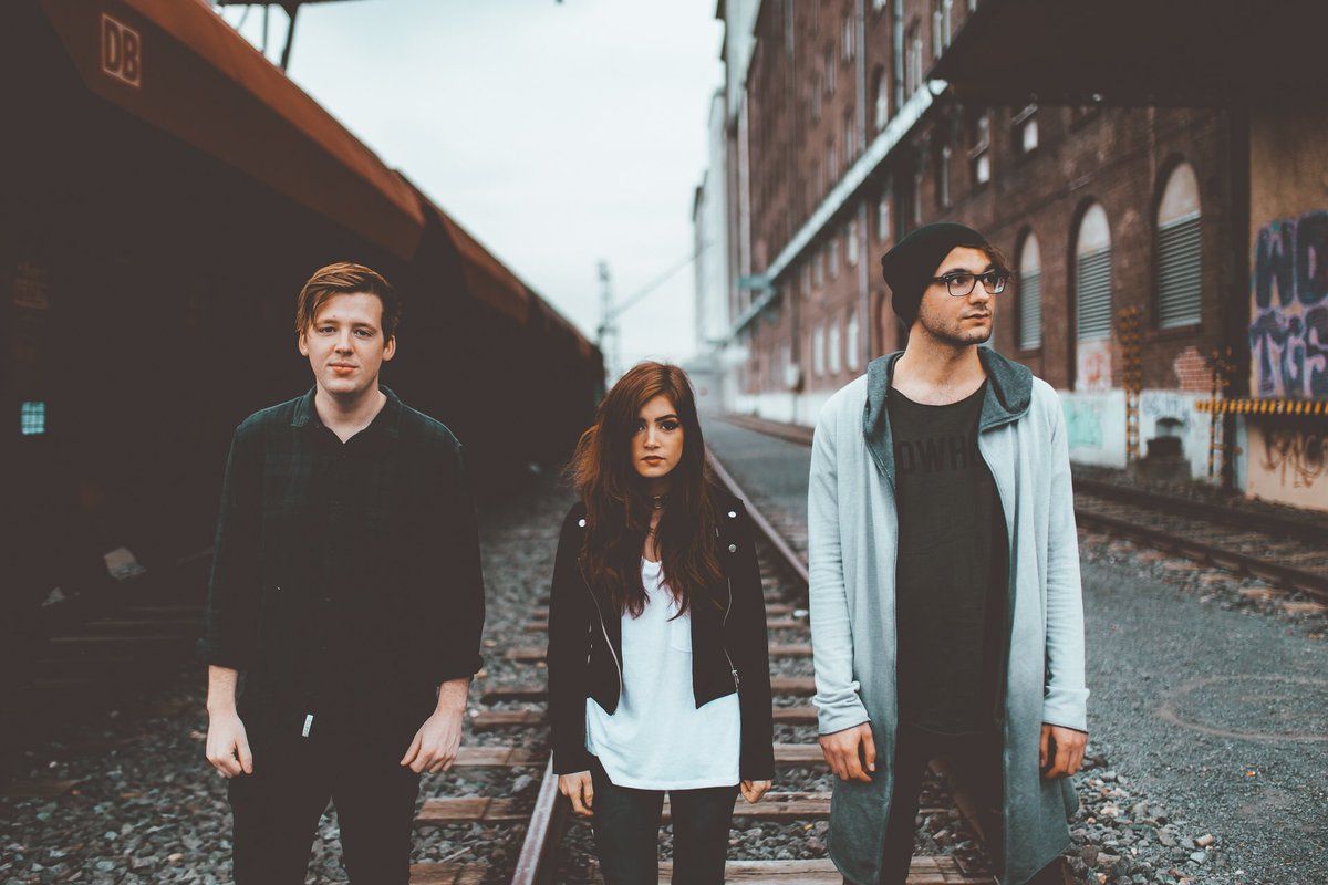 Download Against The Current Wallpaper Nomer 12