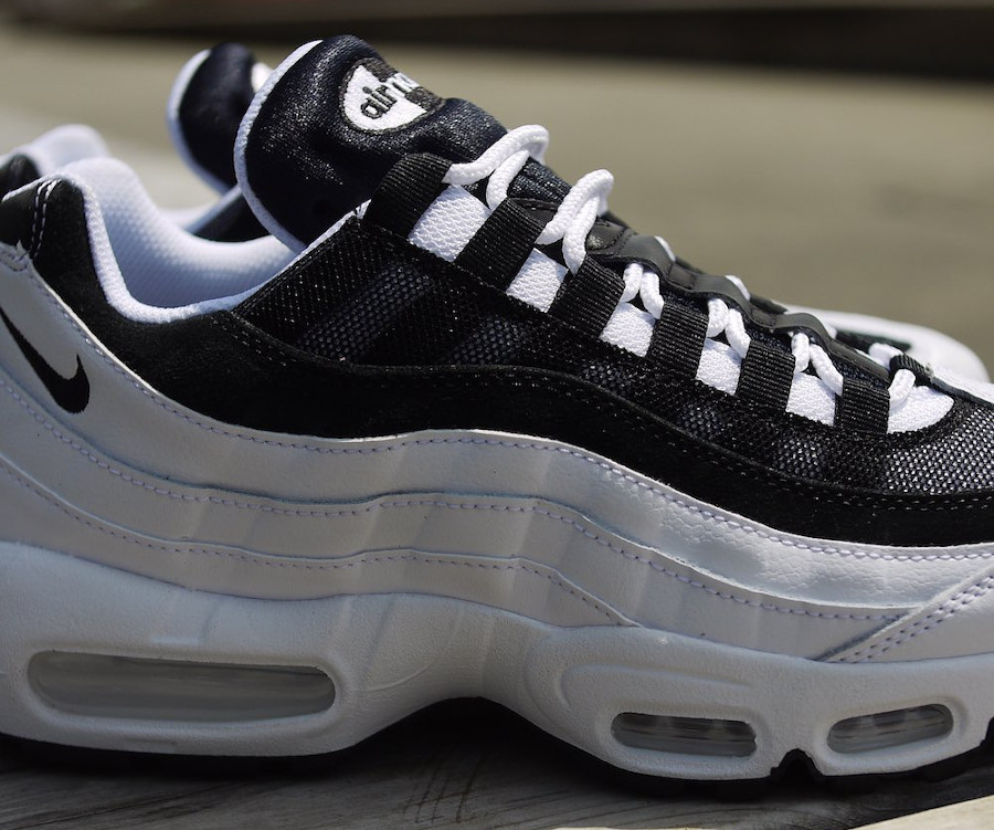 Detail Air Max 95 Yin Yang Black Nomer 23