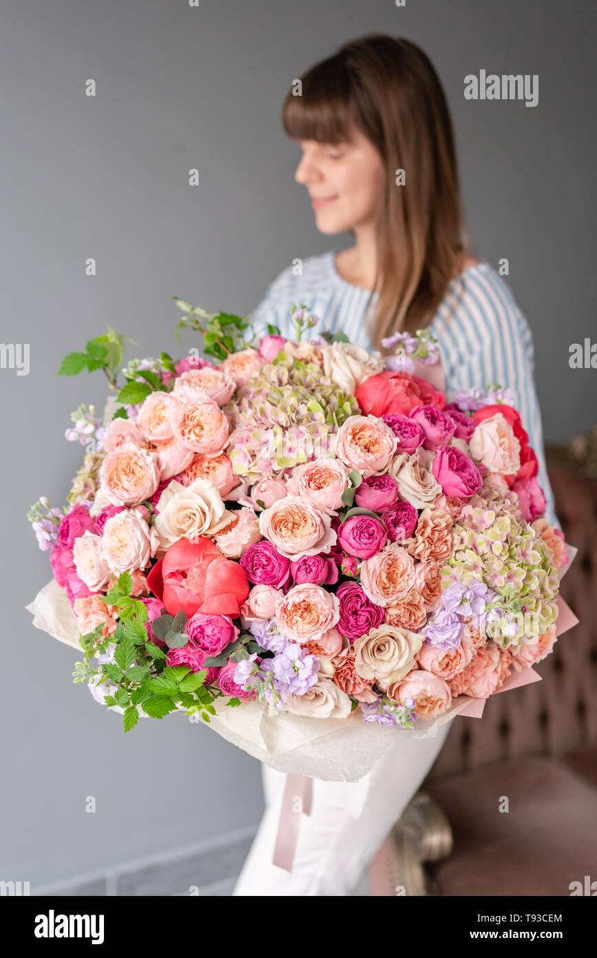Detail Big Bouquet Of Flowers Images Nomer 25