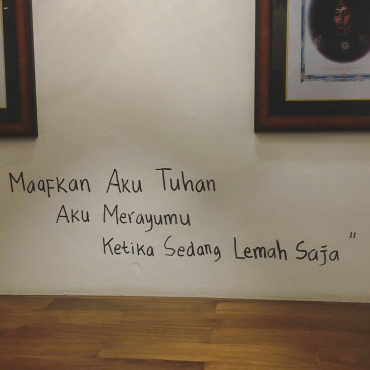 Detail Bingkai Orang Pinggiran Nomer 20