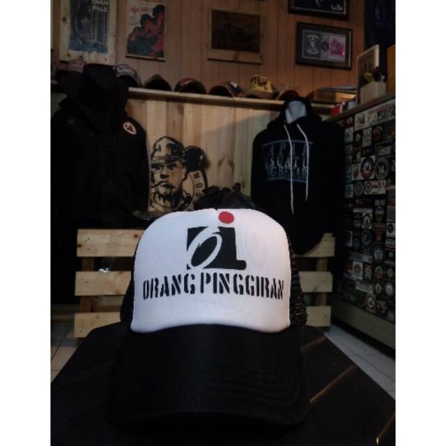 Detail Bingkai Orang Pinggiran Nomer 33