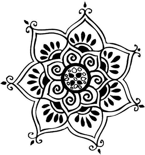 Detail Blumen Mandala Tattoo Nomer 2