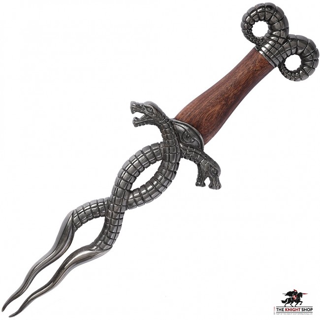 Detail Conan Dagger Nomer 7