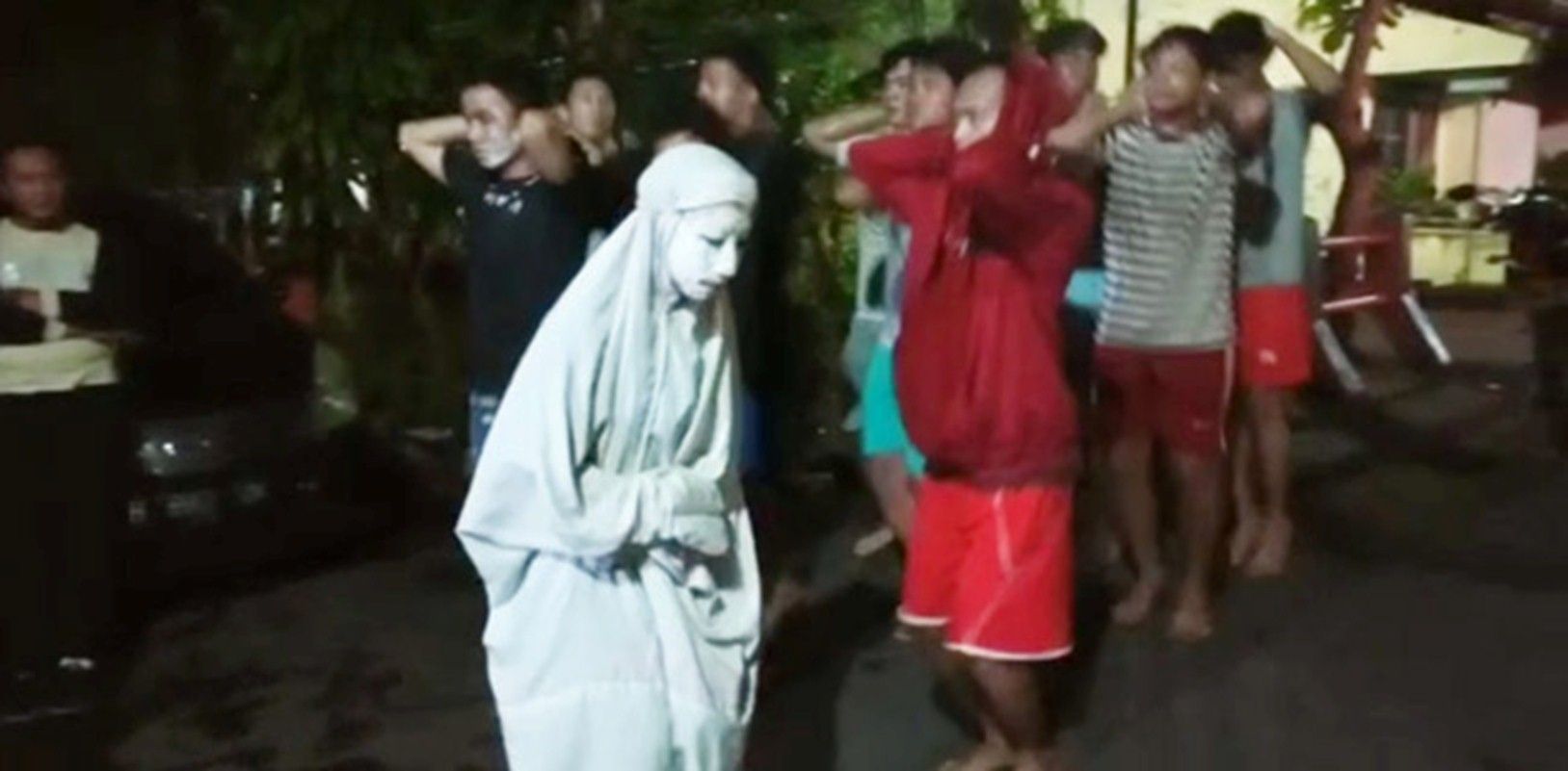 Detail Foto Lucu Pocong Nomer 40