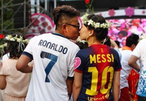 Detail Foto Lucu Ronaldo Dan Messi Nomer 53