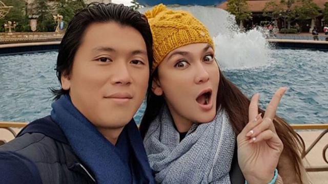 Detail Foto Luna Maya Dan Pacar Nomer 26