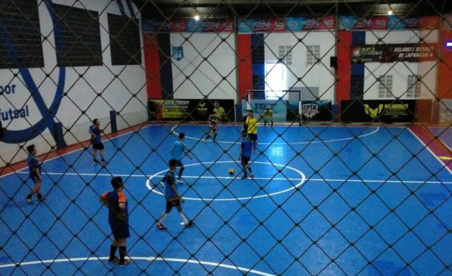 Detail Foto Main Futsal Nomer 18