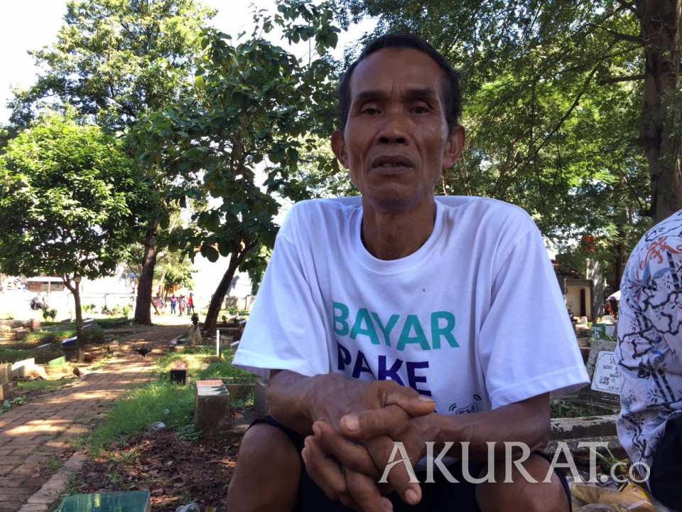 Detail Foto Makam Ustad Jefri Nomer 39